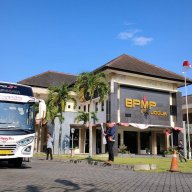 sewa bus pariwisata